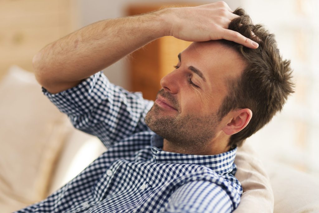 coloration cheveux homme coiffeur antibes