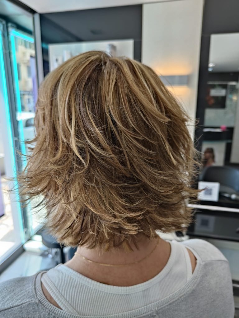 balayage blond clair effet très naturel sans patine